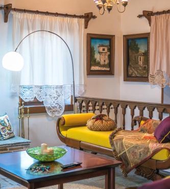Villa Romantica Portaria