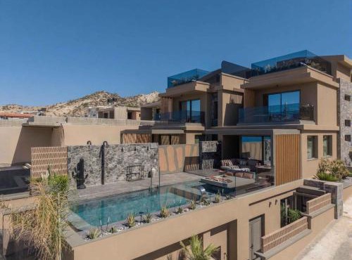 Lapis Nera Villas - Beachfront & "Free" Heated Pools