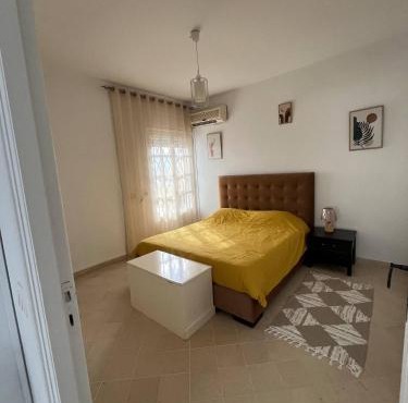 Charming 600sqm villa with a large garden pool