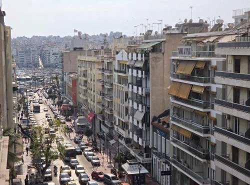GRI LAMBR - Room 2 - SHARED APARTMENT - Beautiful Views in The Center Of Piraeus