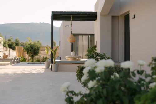 Unlimited Terra Villas, Charming Nature Escapes, By ThinkVilla in Hersonissos