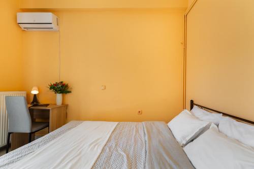 Your Home In Elefsis