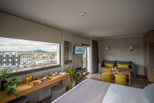 Chroma Fashion Rooms & Apartments