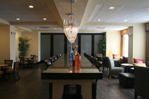 Hampton Inn 